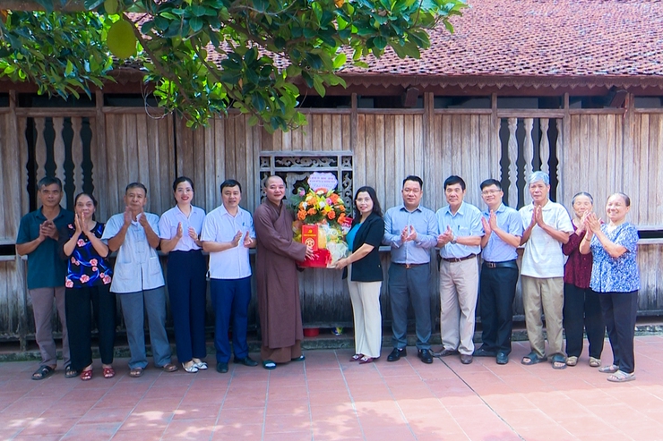 Đồng chí Trưởng ban Xây dựng Đảng xã Thượng Phúc thăm, chúc mừng Đại lễ Phật đản tại chùa Thọ Ngãi- Ảnh 3.