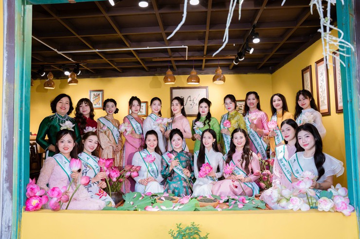 Người con quê hương Ứng Thiên tỏa sáng tại chung kết nữ đại sứ du lịch làng nghề Hà Nội 2026- Ảnh 1.