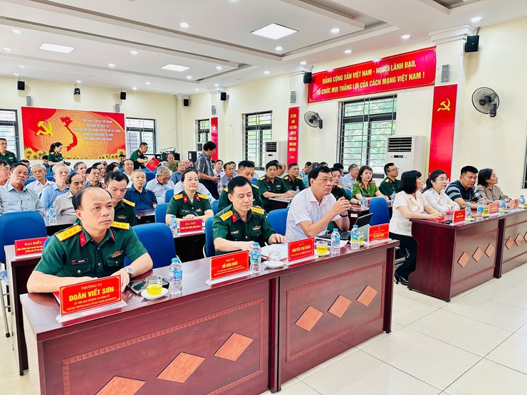 HỘI NGHỊ HIỆP ĐỒNG SỬ DỤNG LỰC LƯỢNG, PHƯƠNG TIỆN LÀM NHIỆM VỤ PHÒNG THỦ DÂN SỰ
- Ảnh 1.