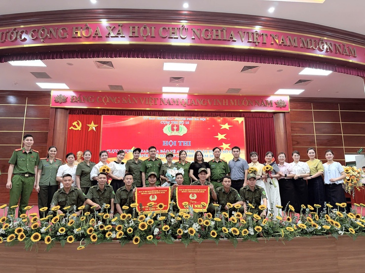 HỘI THI "LỰC LƯỢNG THAM GIA BẢO VỆ AN NINH, TRẬT TỰ Ở CƠ SỞ GIỎI" CỤM THI SỐ 15 - THÀNH PHỐ HÀ NỘI NĂM 2026- Ảnh 4.