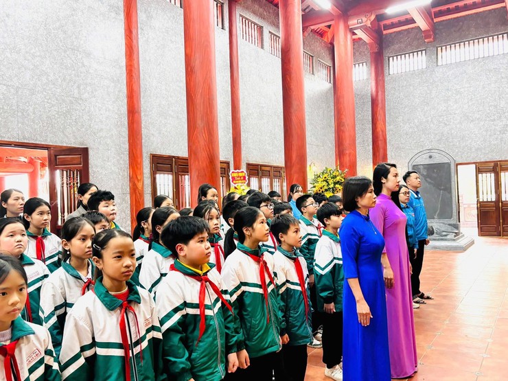 Sẵn sàng cho vòng Chung khảo Cuộc thi tìm hiểu các Anh hùng Lực lượng vũ trang Nhân dân xã Phúc Thọ- Ảnh 4.