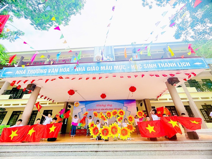 Sẵn sàng cho vòng Chung khảo Cuộc thi tìm hiểu các Anh hùng Lực lượng vũ trang Nhân dân xã Phúc Thọ- Ảnh 1.