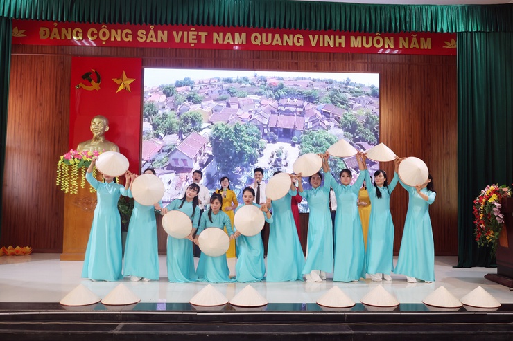 Hội thi báo cáo viên, tuyên truyền viên giỏi xã Hòa Phú: Lan tỏa niềm tin – Khơi dậy khát vọng phát triển- Ảnh 5.