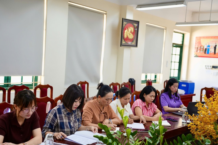 ĐẢNG ỦY XÃ KIM ANH TỔ CHỨC KIỂM TRA CÔNG TÁC ĐẢNG VIÊN TẠI CÁC CHI, ĐẢNG BỘ TRỰC THUỘC- Ảnh 3.