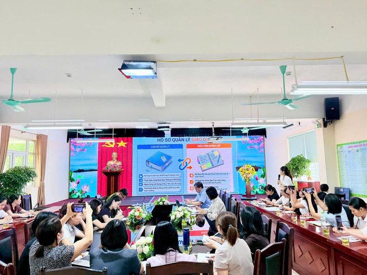 PHÒNG VĂN HÓA - XÃ HỘI XÃ VĨNH THANH TỔ CHỨC HỘI NGHỊ HƯỚNG DẪN THỰC HIỆN CÔNG TÁC QUẢN LÝ NHÀ NƯỚC ĐỐI VỚI CÁC CƠ SỞ GIÁO DỤC MẦM NON NGOÀI CÔNG LẬP NĂM 2026- Ảnh 6.