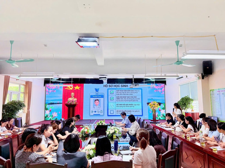 PHÒNG VĂN HÓA - XÃ HỘI XÃ VĨNH THANH TỔ CHỨC HỘI NGHỊ HƯỚNG DẪN THỰC HIỆN CÔNG TÁC QUẢN LÝ NHÀ NƯỚC ĐỐI VỚI CÁC CƠ SỞ GIÁO DỤC MẦM NON NGOÀI CÔNG LẬP NĂM 2026- Ảnh 7.