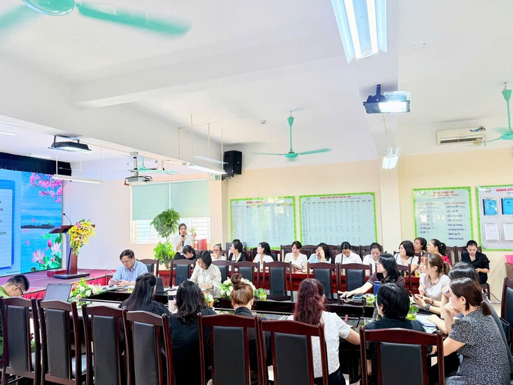 PHÒNG VĂN HÓA - XÃ HỘI XÃ VĨNH THANH TỔ CHỨC HỘI NGHỊ HƯỚNG DẪN THỰC HIỆN CÔNG TÁC QUẢN LÝ NHÀ NƯỚC ĐỐI VỚI CÁC CƠ SỞ GIÁO DỤC MẦM NON NGOÀI CÔNG LẬP NĂM 2026- Ảnh 8.