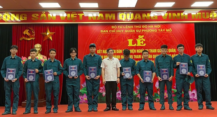 Khai mạc huấn luyện dân quân Cơ động, dân quân tại chỗ năm 2026- Ảnh 2.
