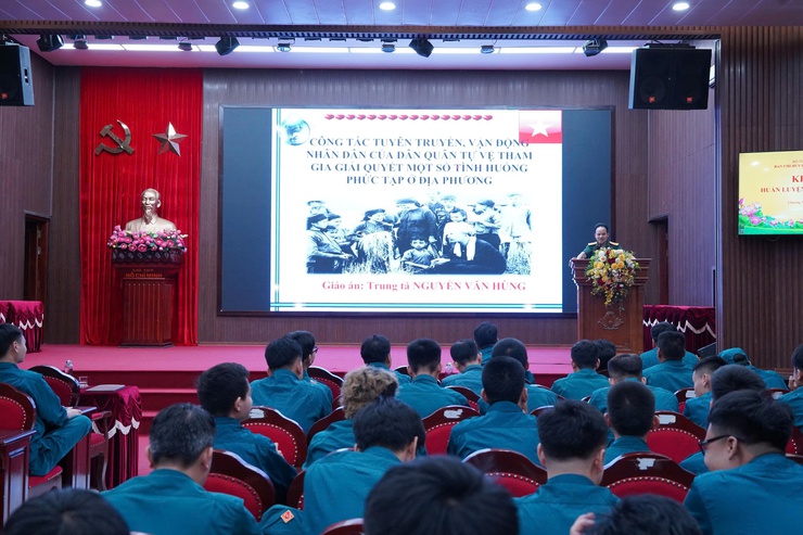 Chương Mỹ khai mạc huấn luyện Dân quân cơ động năm 2026- Ảnh 5.