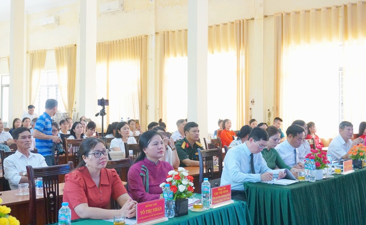Hội thi báo cáo viên, tuyên truyền viên giỏi xã Hòa Phú: Lan tỏa niềm tin – Khơi dậy khát vọng phát triển- Ảnh 1.