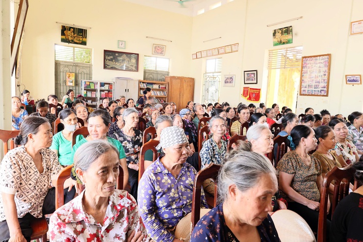 Trạm y tế xã Quảng Bị: Truyền thông về phòng chống bệnh Sốt xuất huyết cho người dân- Ảnh 2.