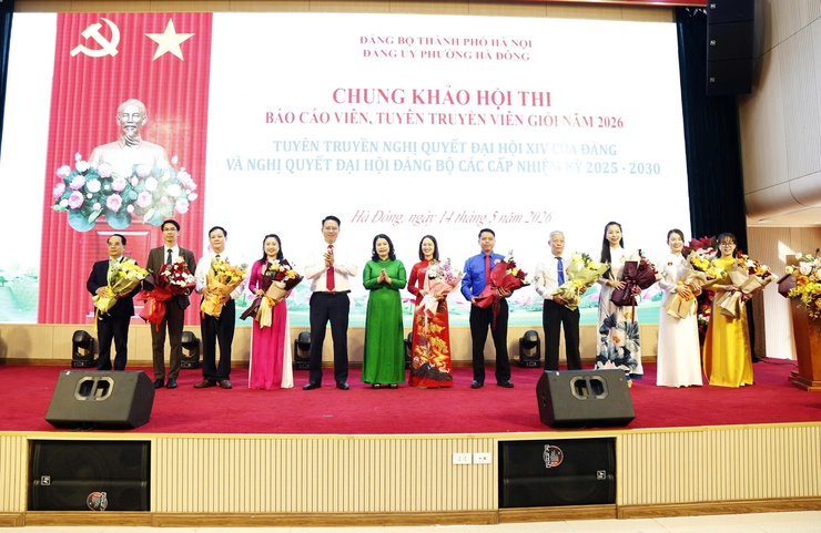 Sôi nổi Chung khảo Hội thi Báo cáo viên, Tuyên truyền viên giỏi phường Hà Đông năm 2026- Ảnh 1.