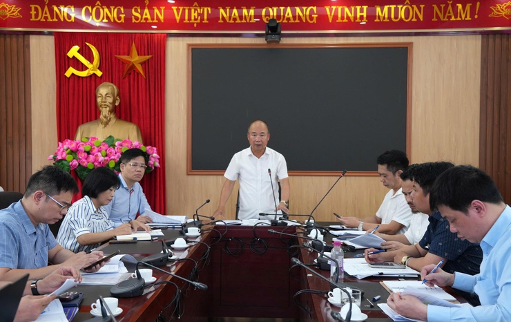 Sở Nông nghiệp và Môi trường Thành phố Hà Nội tháo gỡ vướng mắc Đề án bảo tồn, phát triển làng nghề gắn với du lịch của xã Bát Tràng- Ảnh 4.