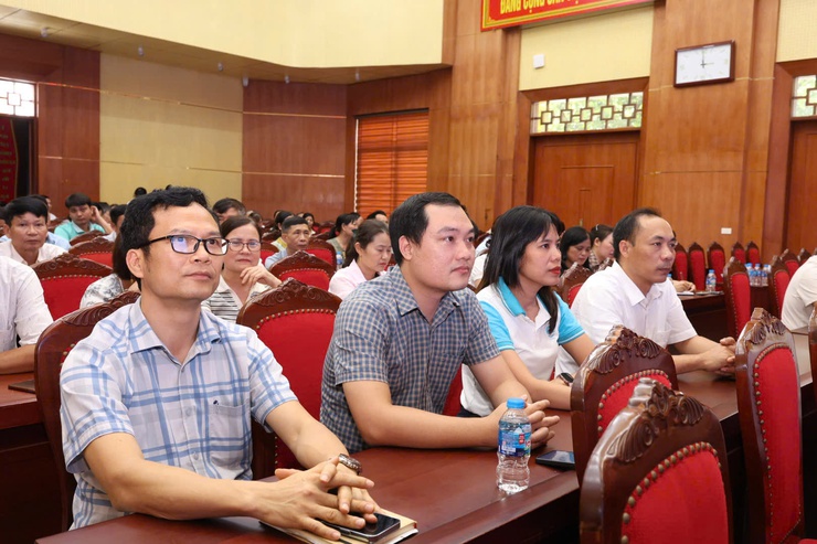 XÃ VÂN ĐÌNH TỔ CHỨC QUÁN TRIỆT, PHỔ BIẾN LUẬT THỦ ĐÔ NĂM 2026- Ảnh 3.