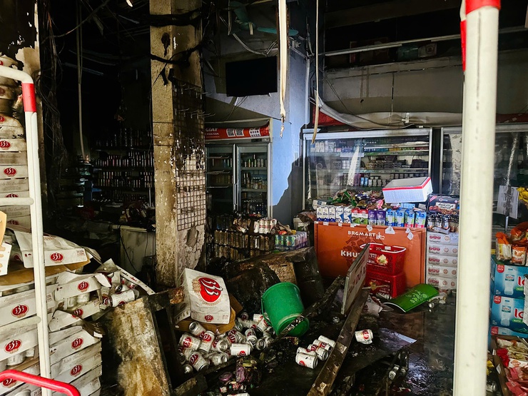 Dũng cảm xông vào biển khói, kịp thời khống chế đám cháy tại khu tập thể Vĩnh Phúc- Ảnh 1.