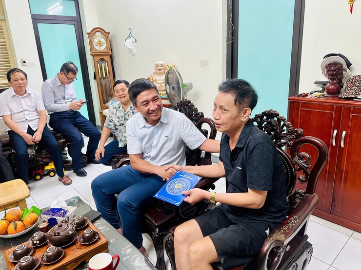 Dũng cảm xông vào biển khói, kịp thời khống chế đám cháy tại khu tập thể Vĩnh Phúc- Ảnh 5.