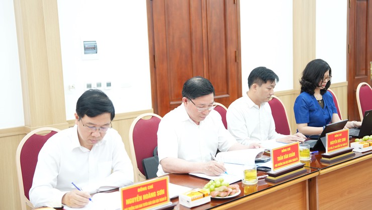 Đoàn giám sát số 7 của Ban Thường vụ Thành uỷ Hà Nội giám sát tại xã Dương Hoà về thực hiện các nhiệm vụ trọng tâm sau sáp nhập - Ảnh 1.