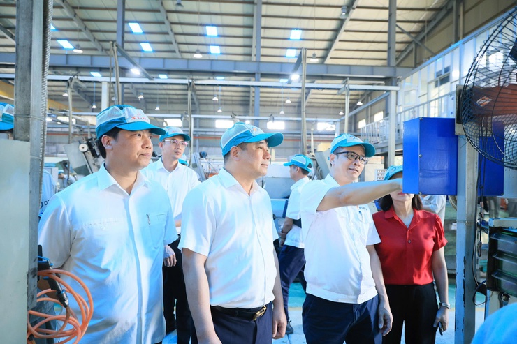 Đoàn kiểm tra số 02 của Đảng ủy xã Thư Lâm kiểm tra việc triển khai thực hiện Nghị quyết Đại hội Đảng các cấp tại Đảng bộ Công ty Cổ phần Xích líp Đông Anh- Ảnh 13.