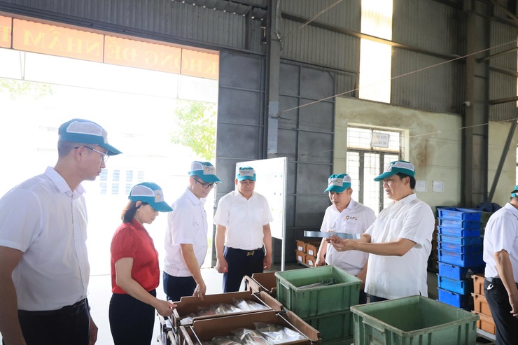 Đoàn kiểm tra số 02 của Đảng ủy xã Thư Lâm kiểm tra việc triển khai thực hiện Nghị quyết Đại hội Đảng các cấp tại Đảng bộ Công ty Cổ phần Xích líp Đông Anh- Ảnh 17.