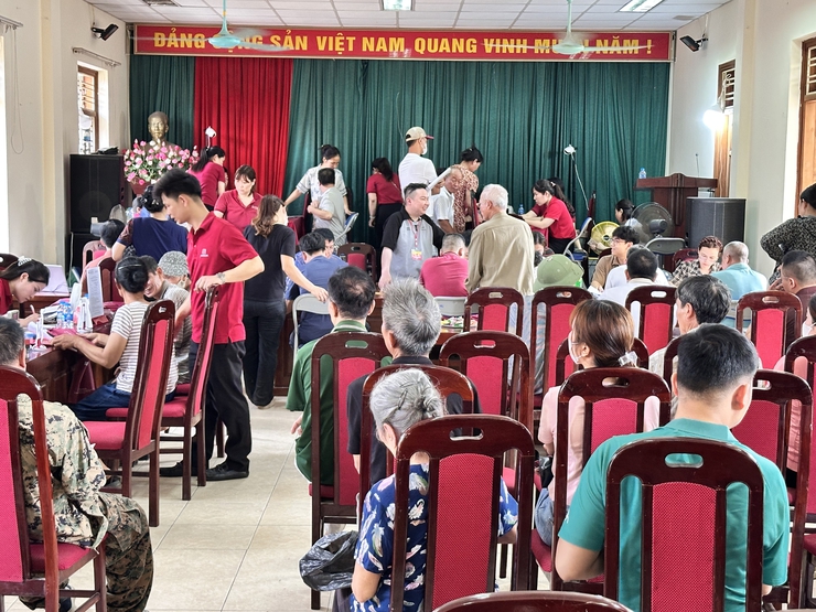 Hội đồng bồi thường GPMB dự án Khu đô thị thể thao Olympic tổ chức chi trả tại thôn Vĩnh Ninh và thôn Tả Thanh Oai.- Ảnh 5.