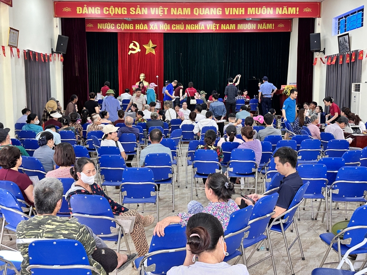 Hội đồng bồi thường GPMB dự án Khu đô thị thể thao Olympic tổ chức chi trả tại thôn Vĩnh Ninh và thôn Tả Thanh Oai.- Ảnh 3.