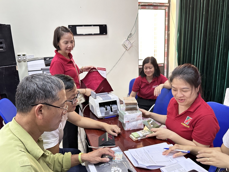 Hội đồng bồi thường GPMB dự án Khu đô thị thể thao Olympic tổ chức chi trả tại thôn Vĩnh Ninh và thôn Tả Thanh Oai.- Ảnh 4.
