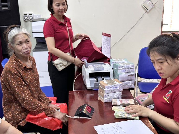 Hội đồng bồi thường GPMB dự án Khu đô thị thể thao Olympic tổ chức chi trả tại thôn Vĩnh Ninh và thôn Tả Thanh Oai.- Ảnh 8.