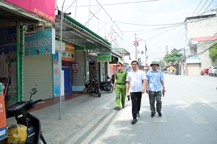 Xuân Mai: Khảo sát thực hiện mô hình "Tuyến phố văn minh" tại khu vực thôn Tân Bình- Ảnh 2.