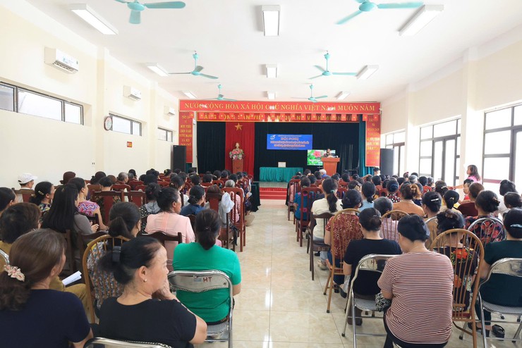 Hội LHPN xã Thường Tín tăng cường tuyên truyền nâng cao kiến thức pháp luật cho hội viên phụ nữ.- Ảnh 2.