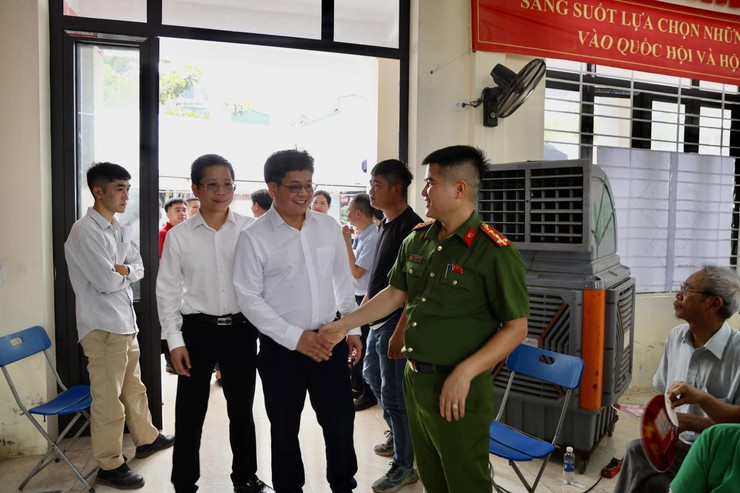 CÔNG AN XÃ TAM HƯNG ĐỒNG HÀNH CÙNG NHÂN DÂN TRONG CÔNG TÁC CHI TRẢ GPMB DỰ ÁN KHU ĐÔ THỊ THỂ THAO QUỐC TẾ HÀ NỘI (Dự án khu đô thị thể thao Olympic)- Ảnh 1.