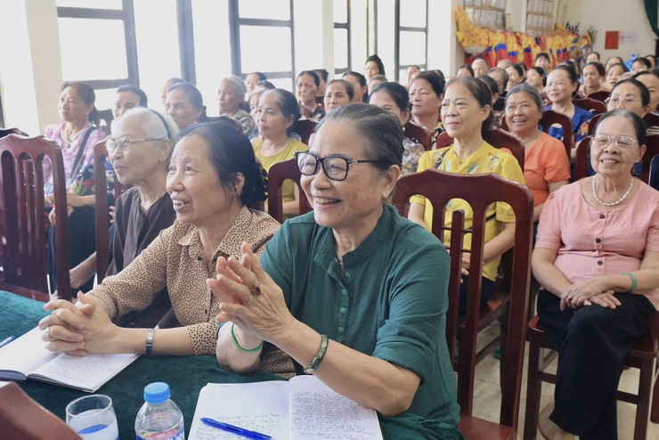 Hội LHPN xã Thường Tín tăng cường tuyên truyền nâng cao kiến thức pháp luật cho hội viên phụ nữ.- Ảnh 6.