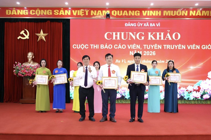 ĐẢNG ỦY XÃ BA VÌ TỔ CHỨC VÒNG CHUNG KHẢO HỘI THI BÁO CÁO VIÊN, TUYÊN TRUYỀN VIÊN GIỎI NĂM 2026- Ảnh 3.