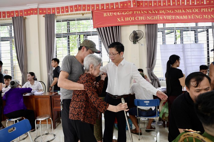 Tam Hưng tổ chức chi trả bồi thường, hỗ trợ giải phóng mặt bằng Dự án Khu đô thị thể thao Quốc tế Hà Nội tại Đội 1 thôn Rùa Hạ- Ảnh 2.
