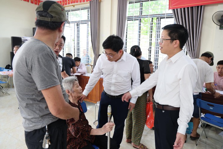 Tam Hưng tổ chức chi trả bồi thường, hỗ trợ giải phóng mặt bằng Dự án Khu đô thị thể thao Quốc tế Hà Nội tại Đội 1 thôn Rùa Hạ- Ảnh 1.