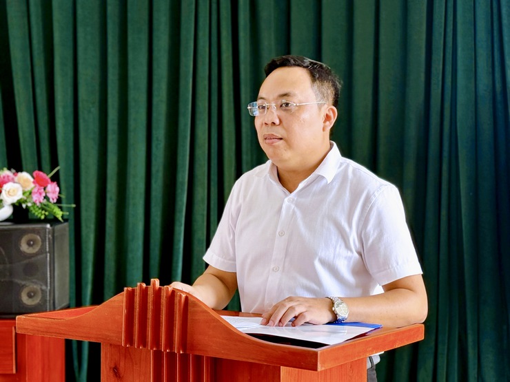 Lãnh đạo phường Thanh Liệt thăm, tặng quà tân binh tại Trung đoàn Bộ binh 692 và Sư đoàn Phòng không 361- Ảnh 8.