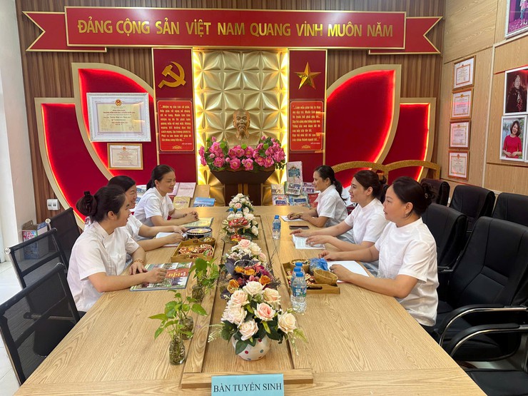 TRƯỜNG MẦM NON THỊNH LIỆT BỒI DƯỠNG CHUYÊN MÔN NUÔI DƯỠNG - XÂY DỰNG THỰC ĐƠN MÙA HÈ CHO TRẺ- Ảnh 1.