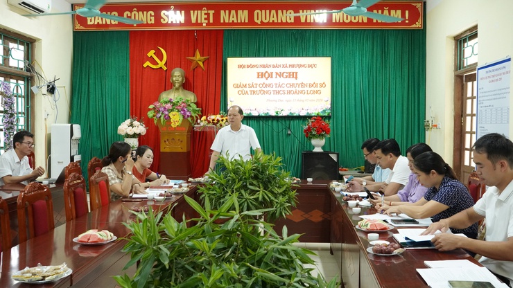 Trường THCS Hoàng Long: Điểm sáng trong thực hiện Nghị quyết 57 về Chuyển đổi số- Ảnh 1.
