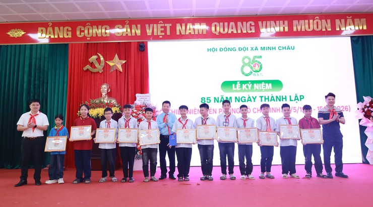 Hội đồng Đội xã Minh Châu: Sáng mãi truyền thống 85 năm vẻ vang của Đội Thiếu niên tiền phong Hồ Chí Minh- Ảnh 16.