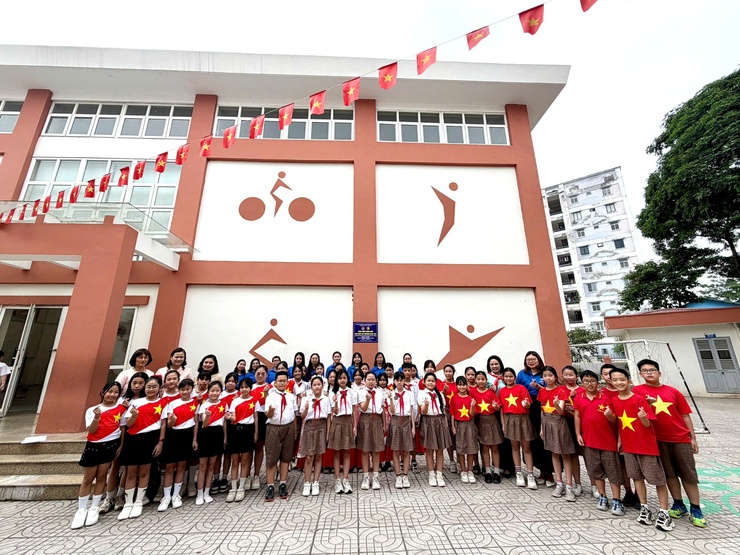 CHI ĐOÀN - LIÊN ĐỘI TRƯỜNG TIỂU HỌC THỊNH LIỆT KHÁNH THÀNH CÔNG TRÌNH MĂNG NON: "SÂN CHƠI TRẢI NGHIỆM SÁNG TẠO"- Ảnh 1.