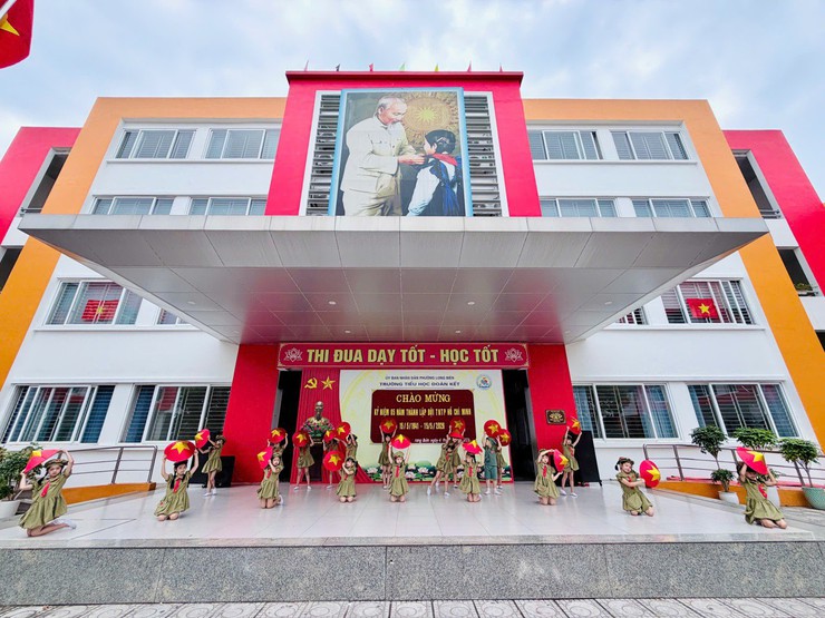 Tự hào trang sử Điện Biên, thiếu nhi Long Biên thi đua làm theo 5 điều Bác Hồ dạy- Ảnh 2.