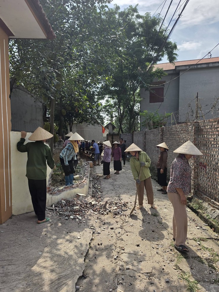 Nhân dân xóm Buối, thôn Vật Lại 3 hiến đất mở rộng đường giao thông- Ảnh 3.