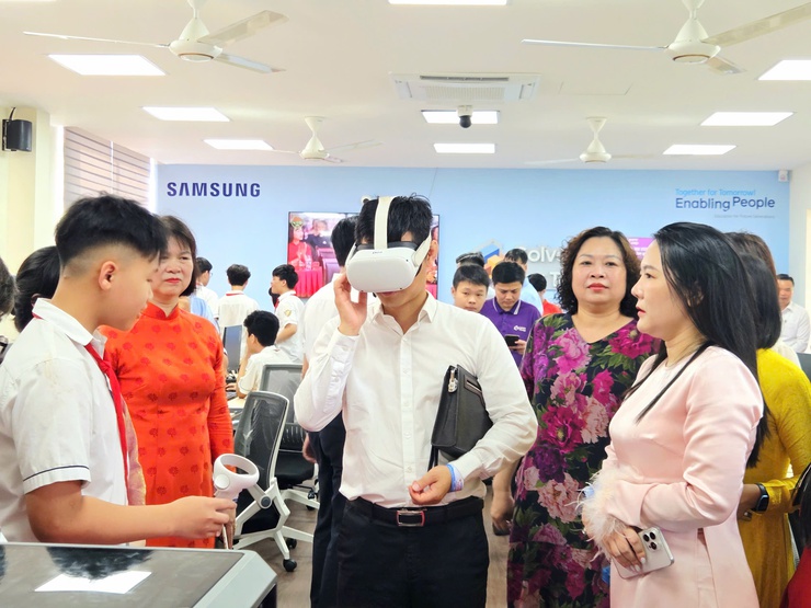 Phường Xuân Phương đẩy mạnh “trường học số” ngành giáo dục- Ảnh 6.