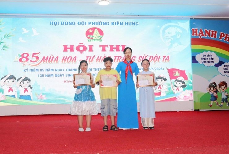 Thiếu nhi phường Kiến Hưng sôi nổi tham dự Hội thi “85 mùa hoa - Tự hào trang sử Đội ta”- Ảnh 3.