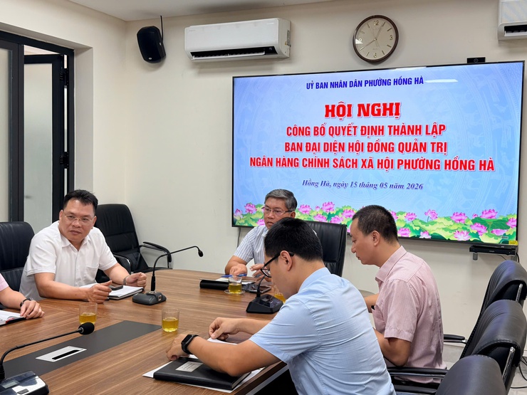 Phường Hồng Hà tổ chức hội nghị công bố quyết định thành lập, phân công nhiệm vụ cho thành viên ban đại diện và đánh giá kết quả hoạt động quý I, triển khai nhiệm vụ quý II 2026- Ảnh 1.