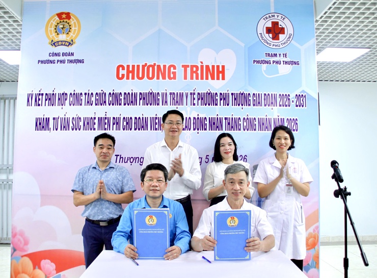 Phường Phú Thượng tổ chức ký kết phối hợp chăm sóc sức khỏe và khám miễn phí cho đoàn viên, người lao động nhân Tháng Công nhân năm 2026- Ảnh 2.