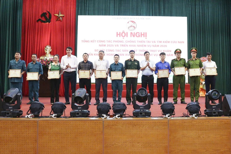 XÃ SÓC SƠN TỔNG KẾT CÔNG TÁC PHÒNG, CHỐNG THIÊN TAI VÀ TÌM KIẾM CỨU NẠN NĂM 2025; TRIỂN KHAI NHIỆM VỤ NĂM 2026- Ảnh 8.
