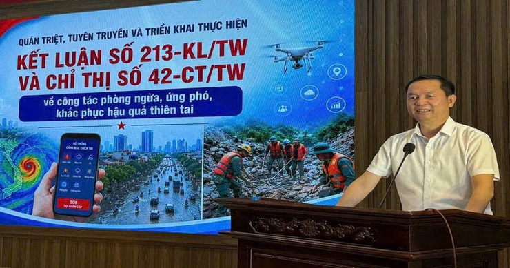 Đảng ủy phường Đông Ngạc tổ chức hội nghị Quán triệt, triển khai các văn bản của Trung ương, Thành ủy và Đảng ủy phường
- Ảnh 3.