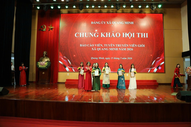 QUANG MINH TỔ CHỨC THÀNH CÔNG HỘI THI BÁO CÁO VIÊN, TUYÊN TRUYỀN VIÊN GIỎI NĂM 2026 VÀ TRAO GIẢI CUỘC THI CHÍNH LUẬN BẢO VỆ NỀN TẢNG TƯ TƯỞNG CỦA ĐẢNG- Ảnh 7.