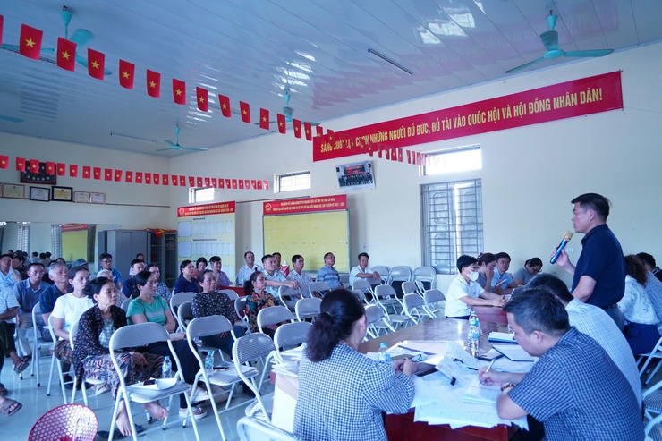 Phường Chương Mỹ vận động, đối thoại, tiếp thu ý kiến về phương án bồi thường, hỗ trợ, tái định cư dự án nâng cấp Quốc lộ 6 tại TDP Cao Sơn- Ảnh 1.