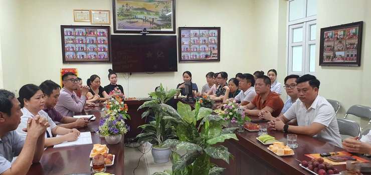 XÃ TRUNG GIÃ CÔNG BỐ VÀ TRAO QUYẾT ĐỊNH BỔ NHIỆM CHỨC VỤ PHÓ GIÁM ĐỐC TRẠM Y TẾ XÃ
- Ảnh 5.